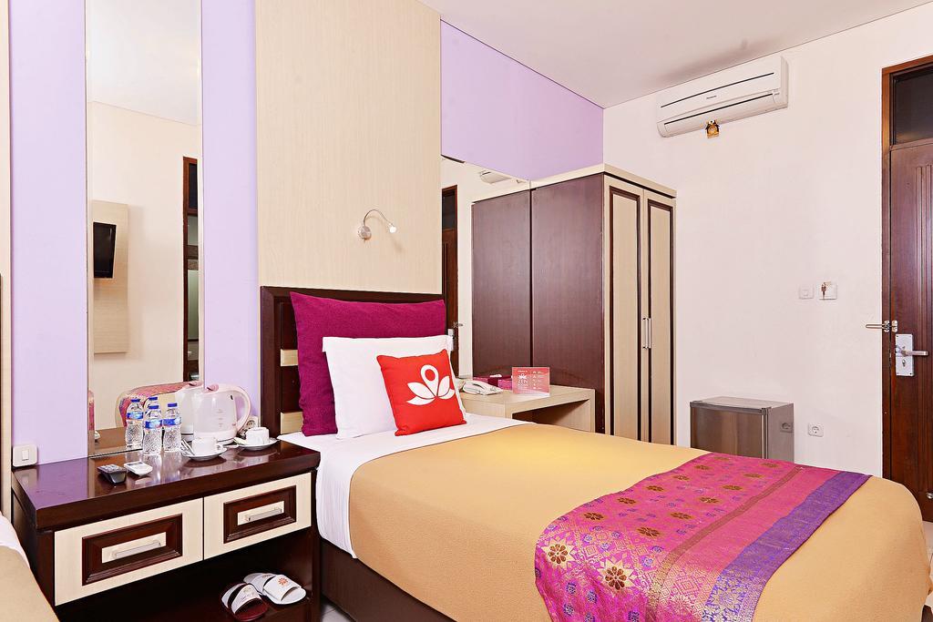 Zen Rooms Riau Natuna Bandung Exteriér fotografie