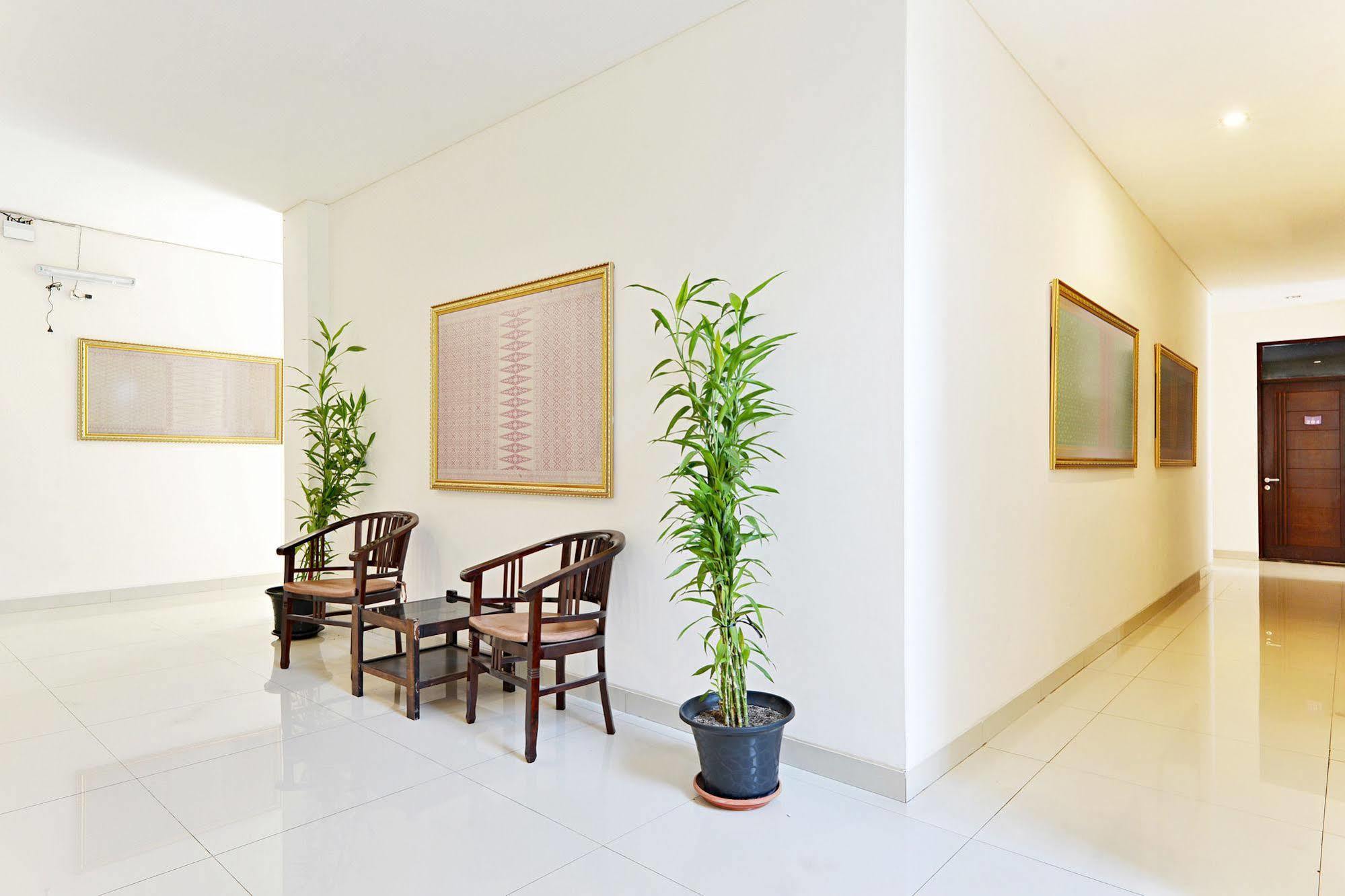Zen Rooms Riau Natuna Bandung Exteriér fotografie